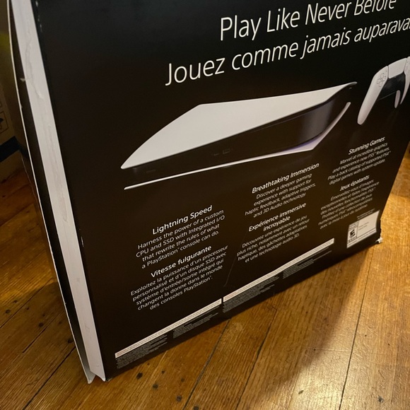 PlayStation 5 Digital Edition - Picture 3 of 14
